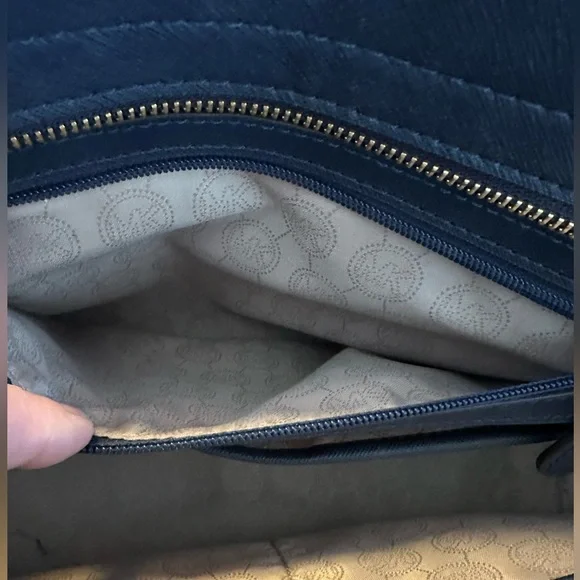 Michael Kors Navy Saffiano Satchel with Gold Hardware - Picture 4 of 6